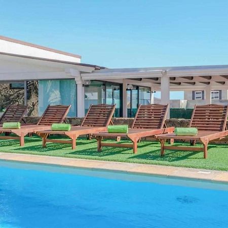 Villa Cobas Con Piscina Y Privada Triquivijate Buitenkant foto