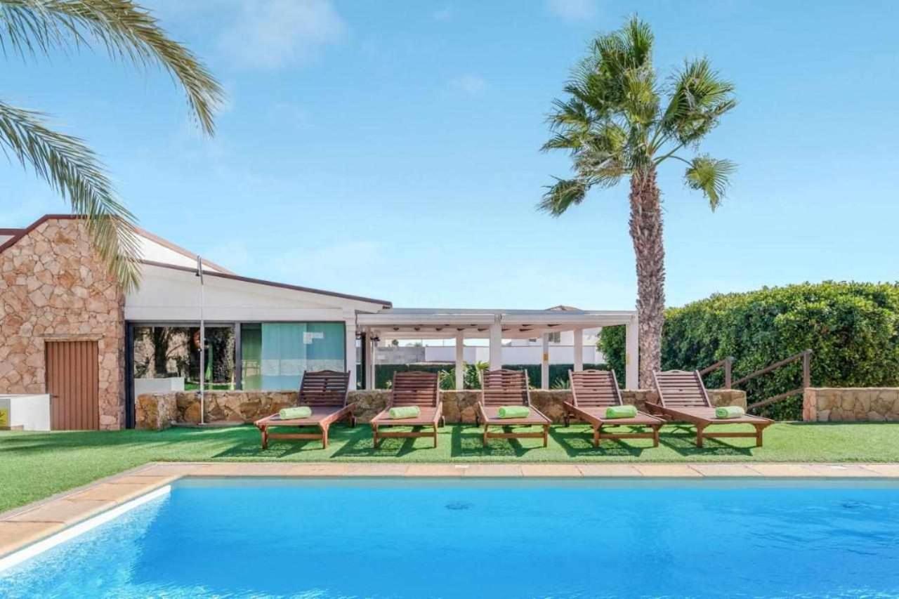 Villa Cobas Con Piscina Y Privada Triquivijate Buitenkant foto